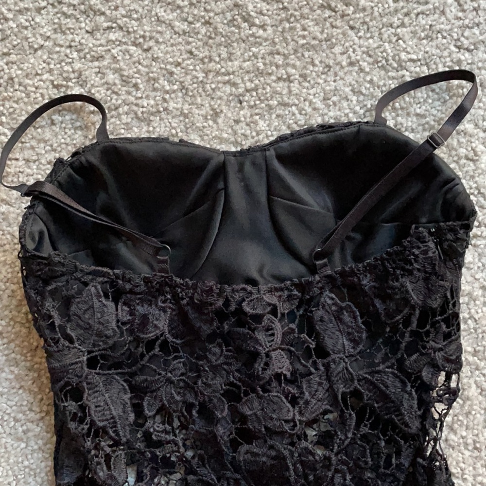 ✨Black Lace Top✨ - Picture 10 of 10